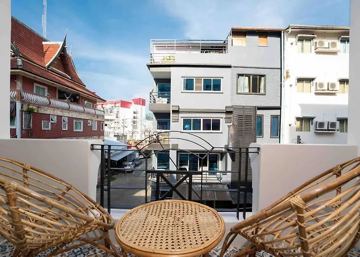 Private Model Home Patong Central