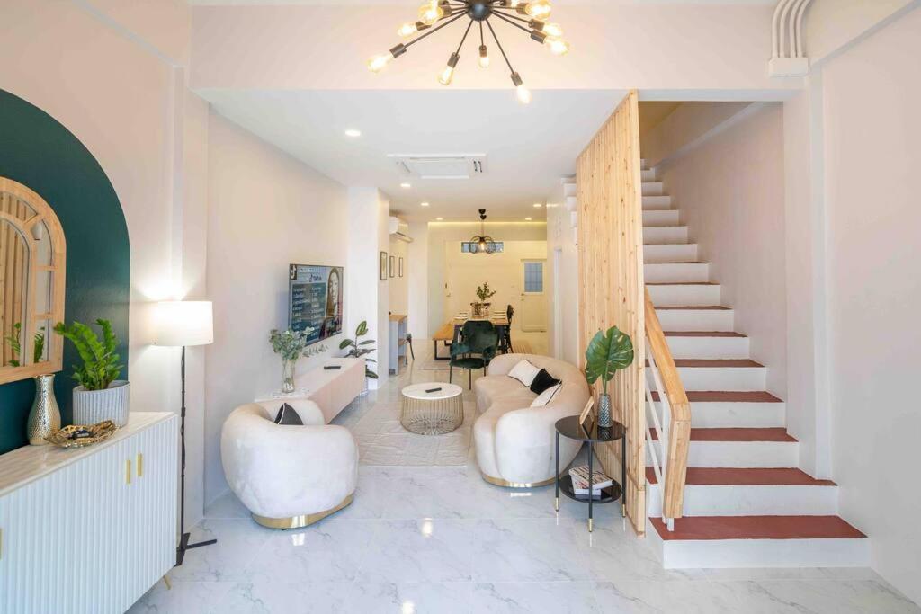 Private Model Holiday home *