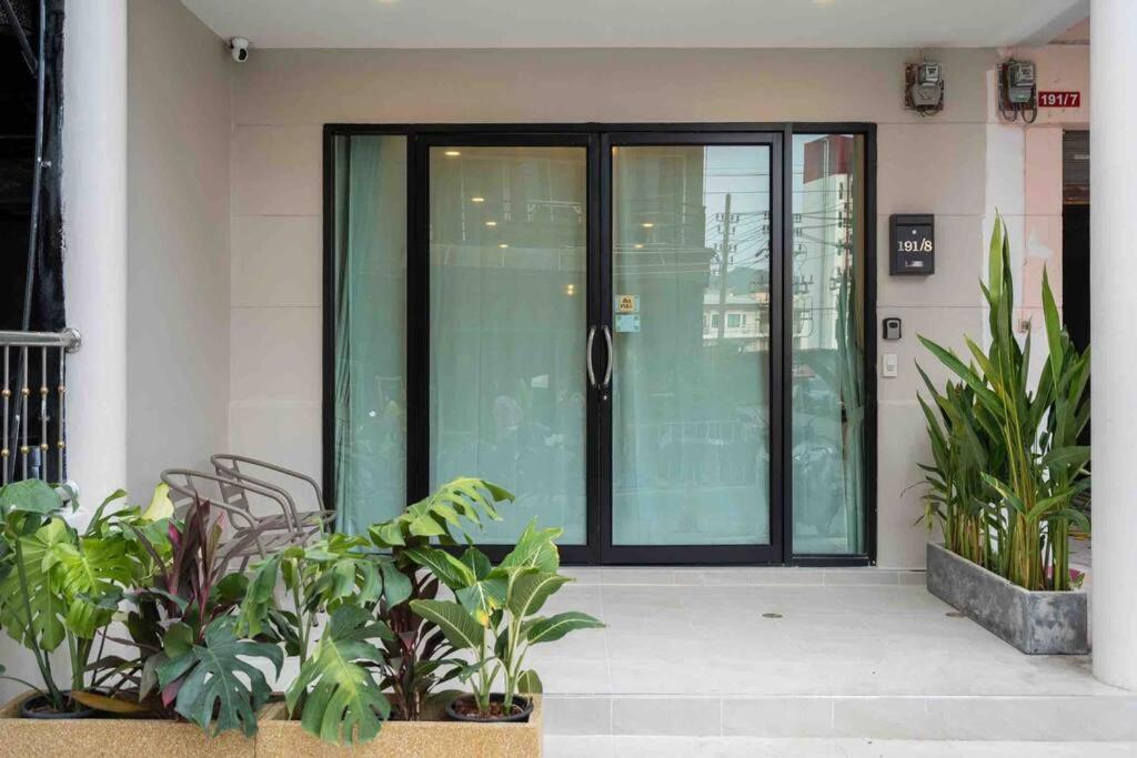 Private Model วันหยุดที่บ้าน Patong